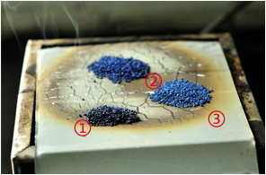 步驟四：實驗結果染色砂顔色褪去，燒結砂略微褪色 陶瓷砂顔色不變